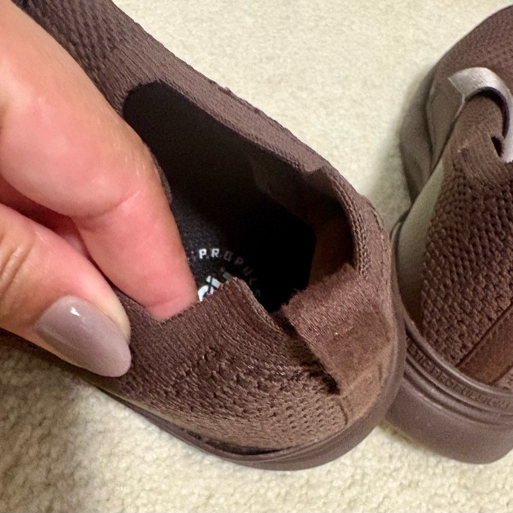 APL unisex/Women Chocolate Brown Slip-On Sneakers, size 10 - Picture 8 of 10